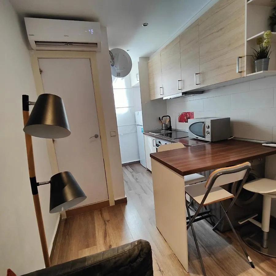 Apartamento Bright Flat Next To Stadium Y La Fira L'Hospitalet de Llobregat